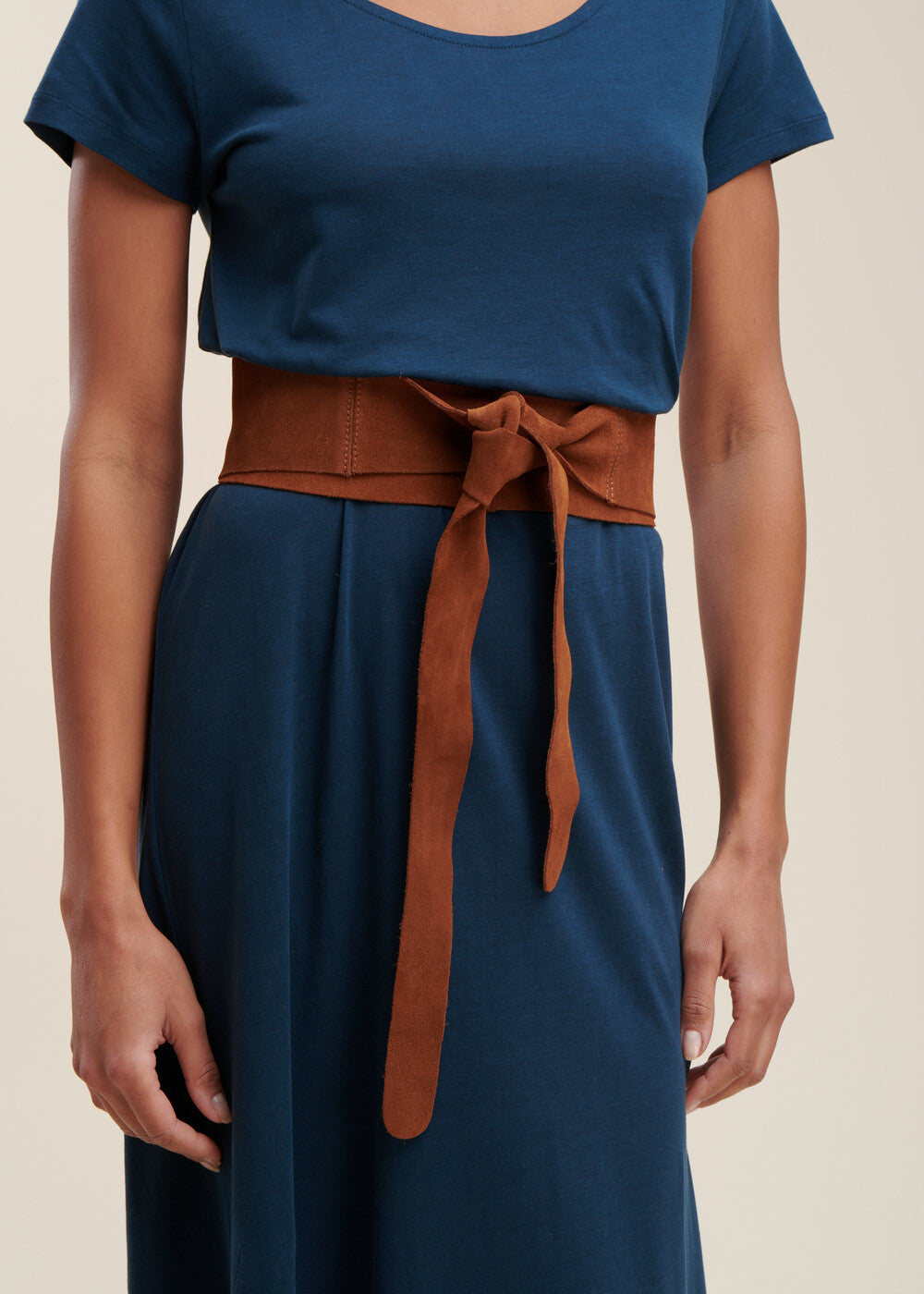 Ceinture en croute de cuir à nouer