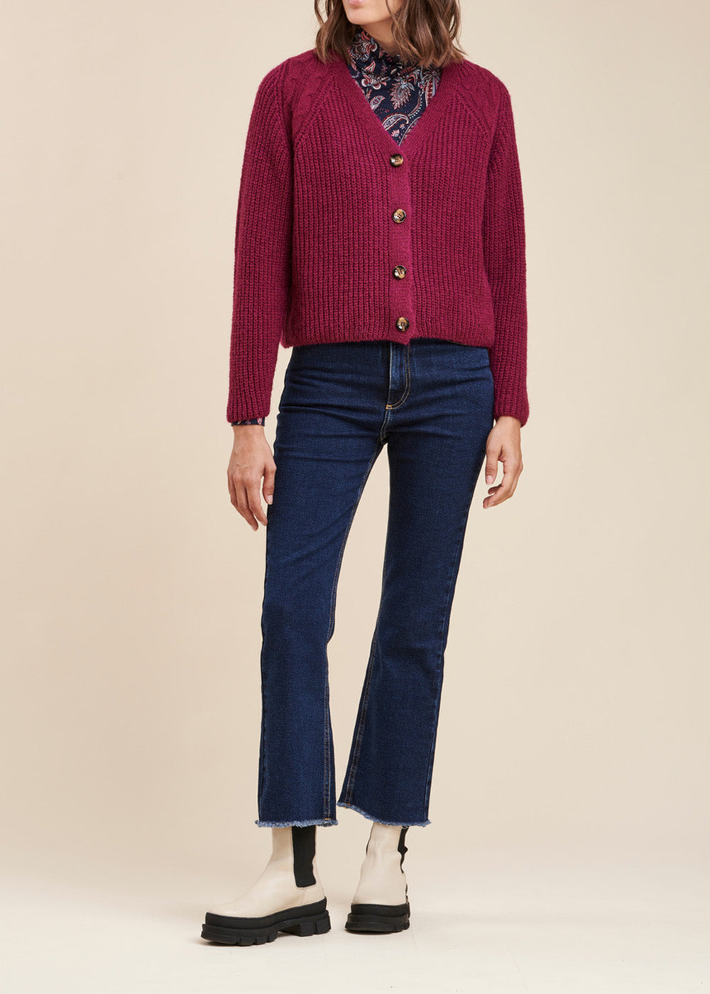 Gilet violet mousseux encolure V