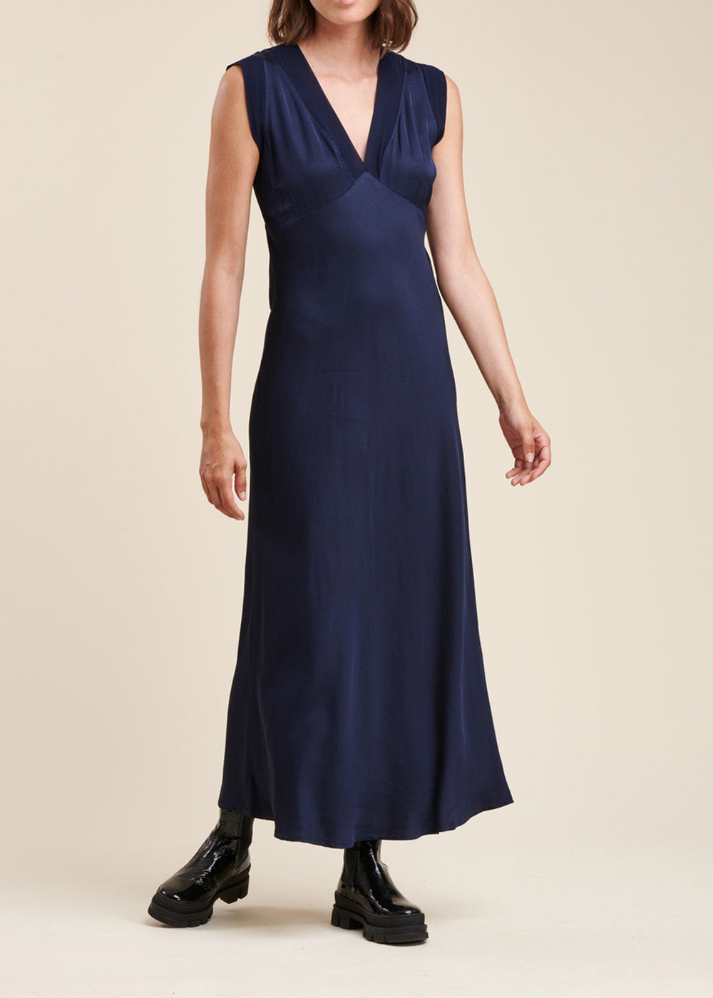 Robe longue fluide habillée bleu foncé