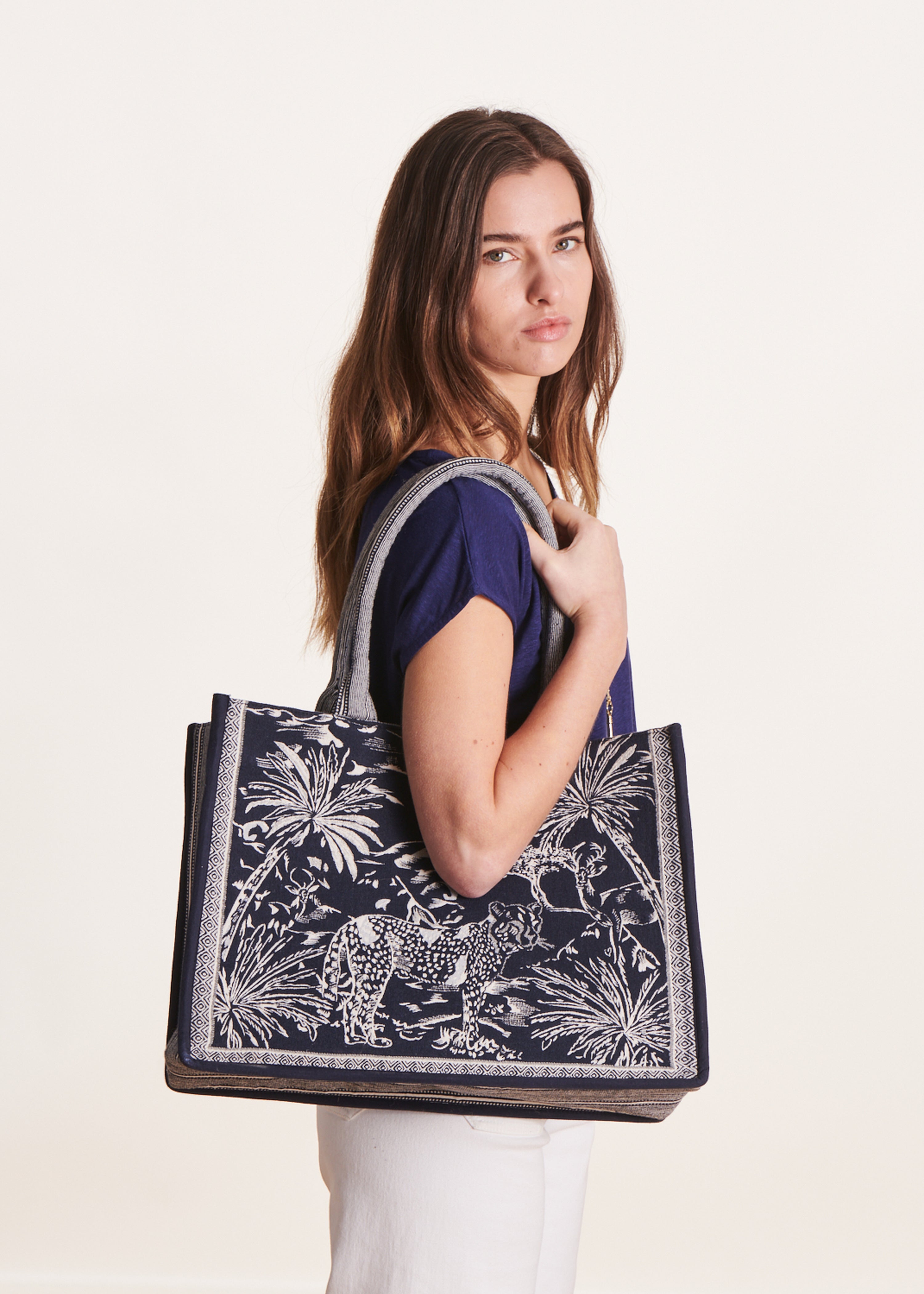 Sac cabas bleu en jacquard