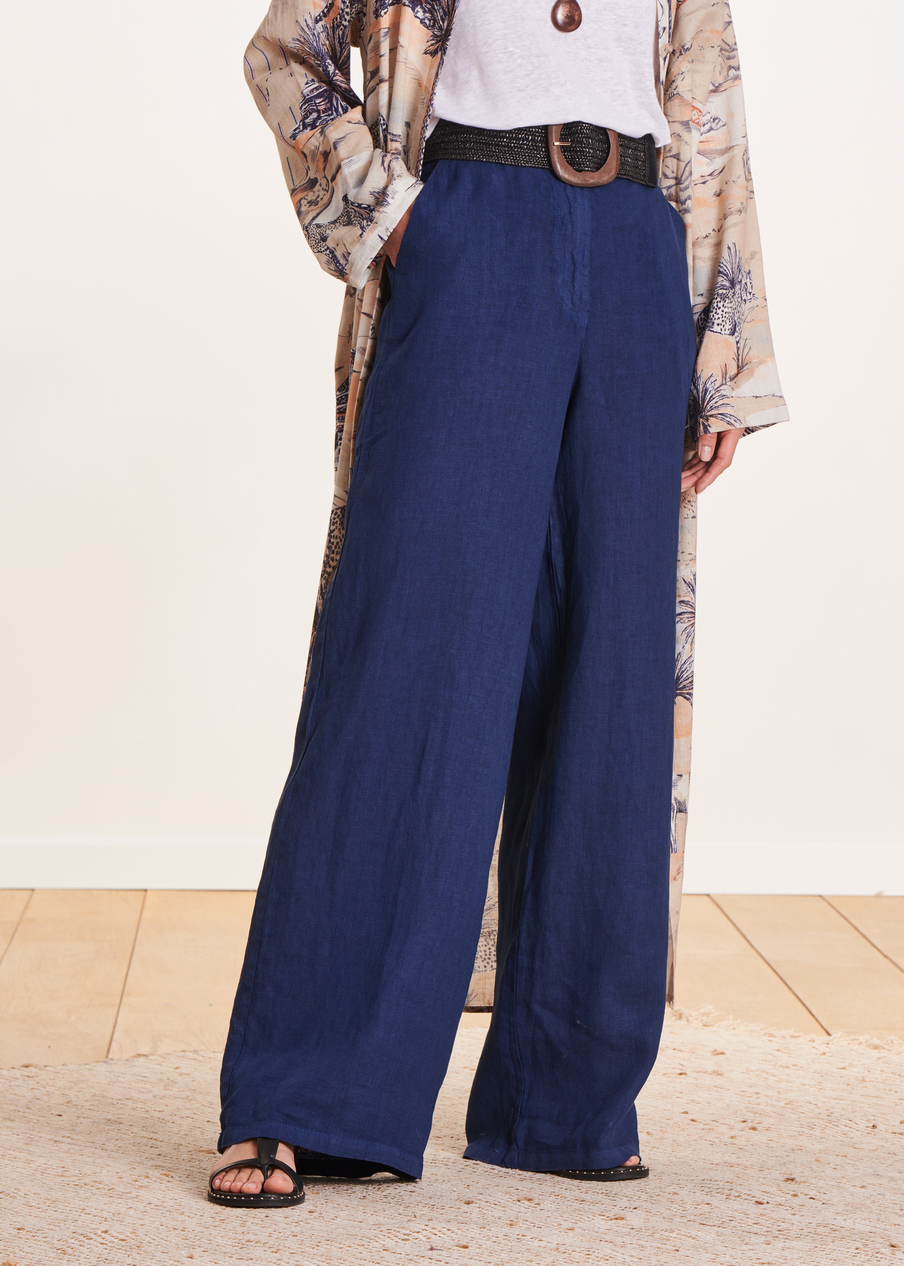 Pantalon droit et large bleu marine en lin taille haute