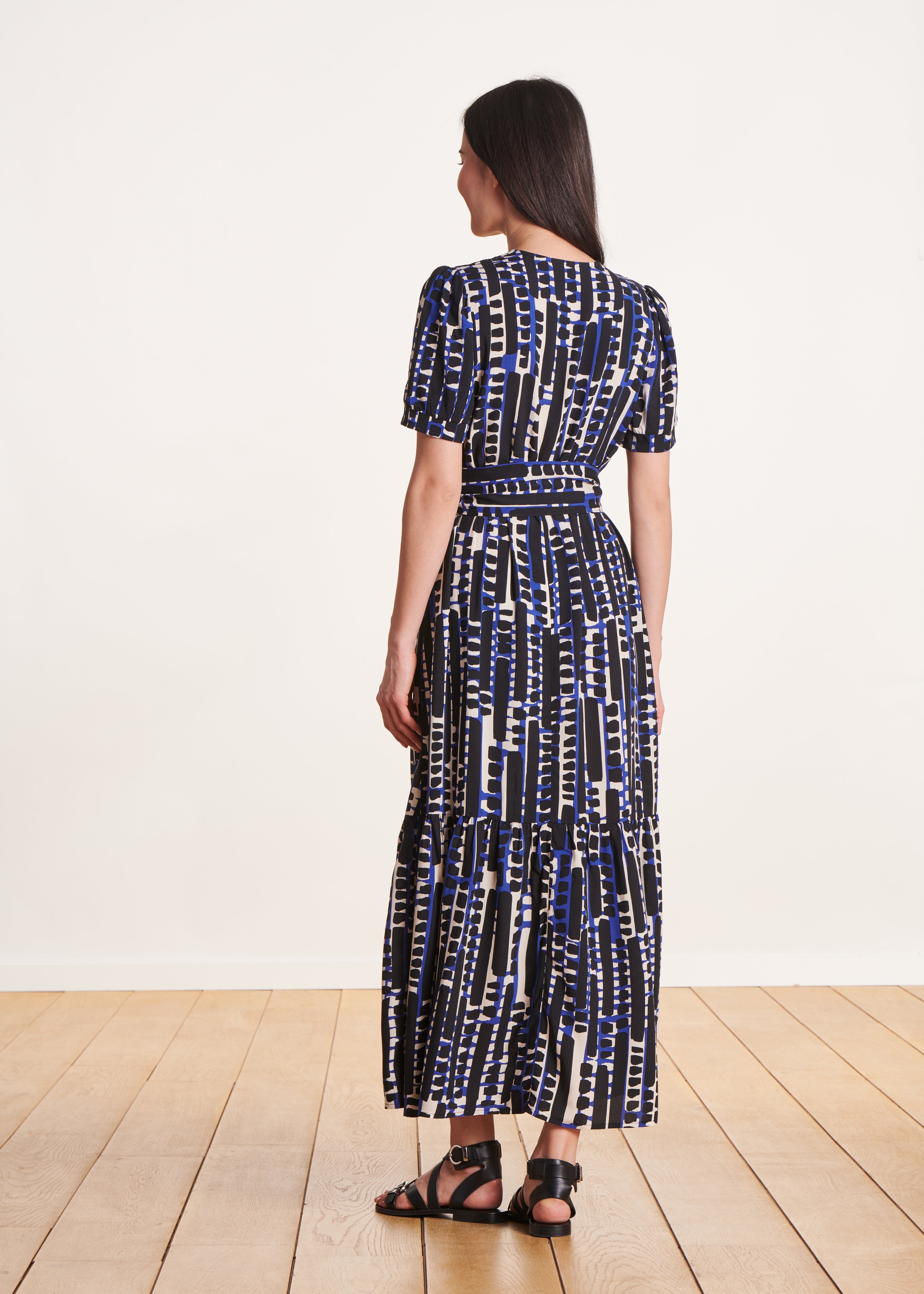 Robe longue bleu à imprimé manches courtes