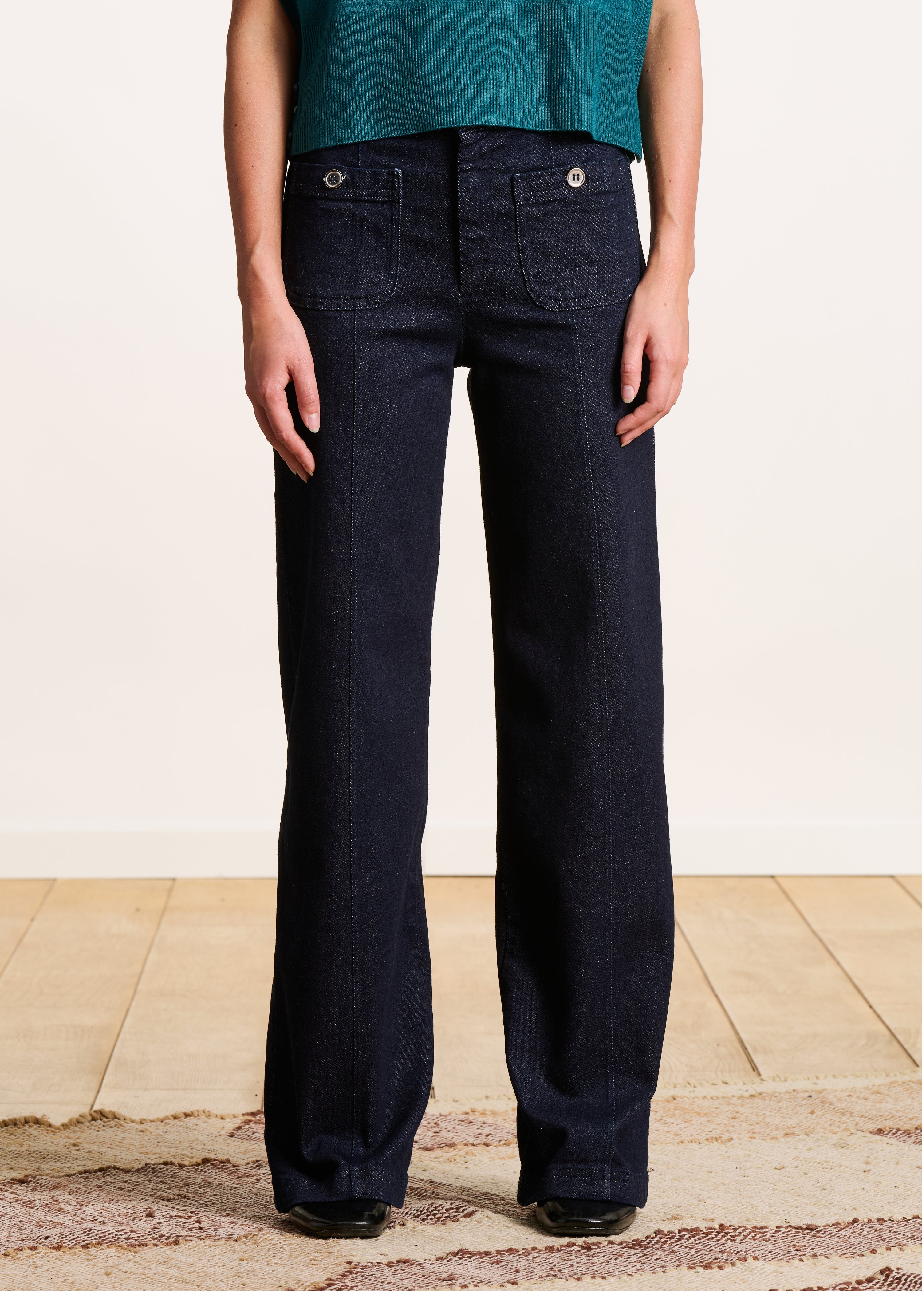 Jean brut droit et large en coton biologique