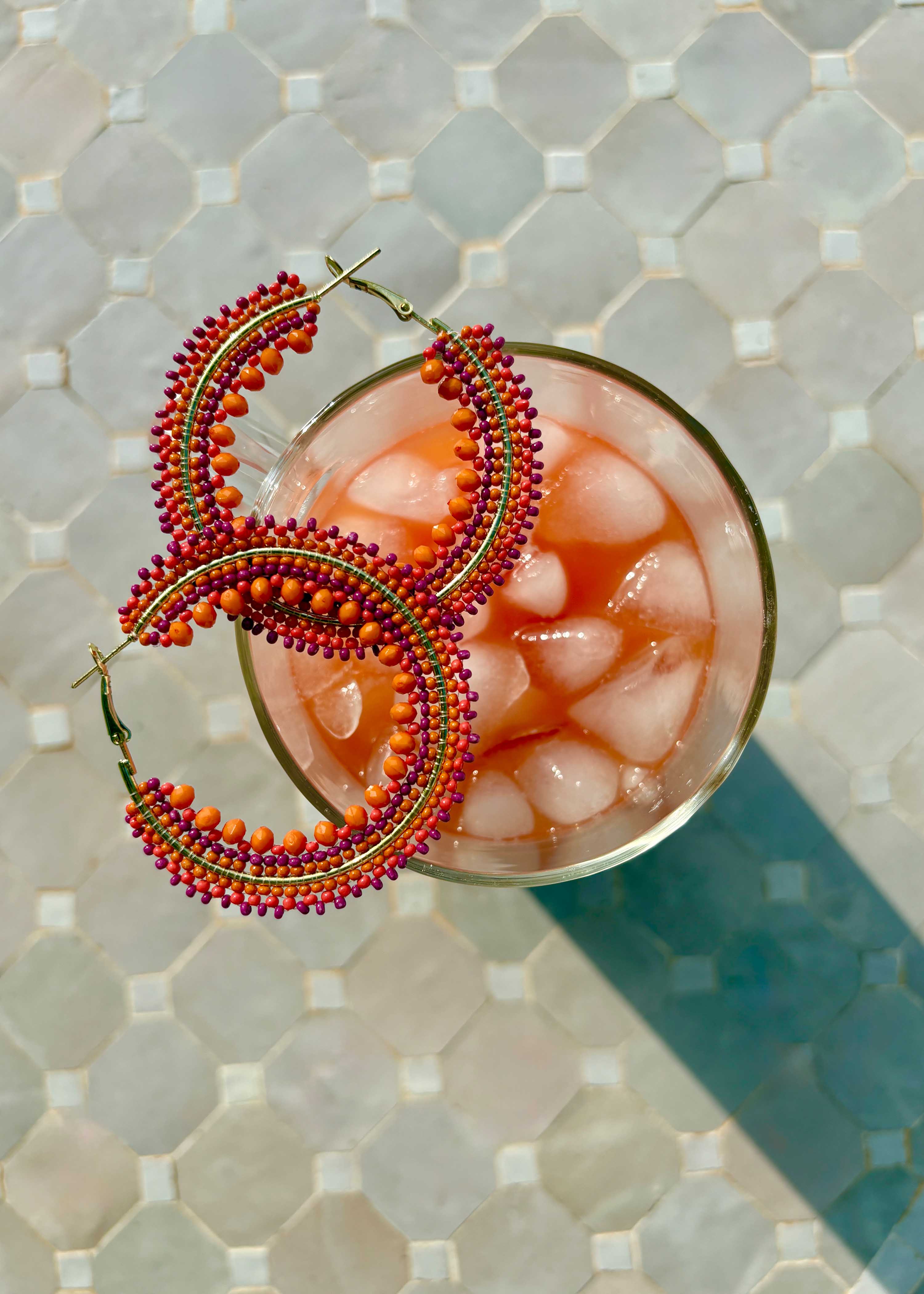 Boucles d'oreille créoles en perles orange