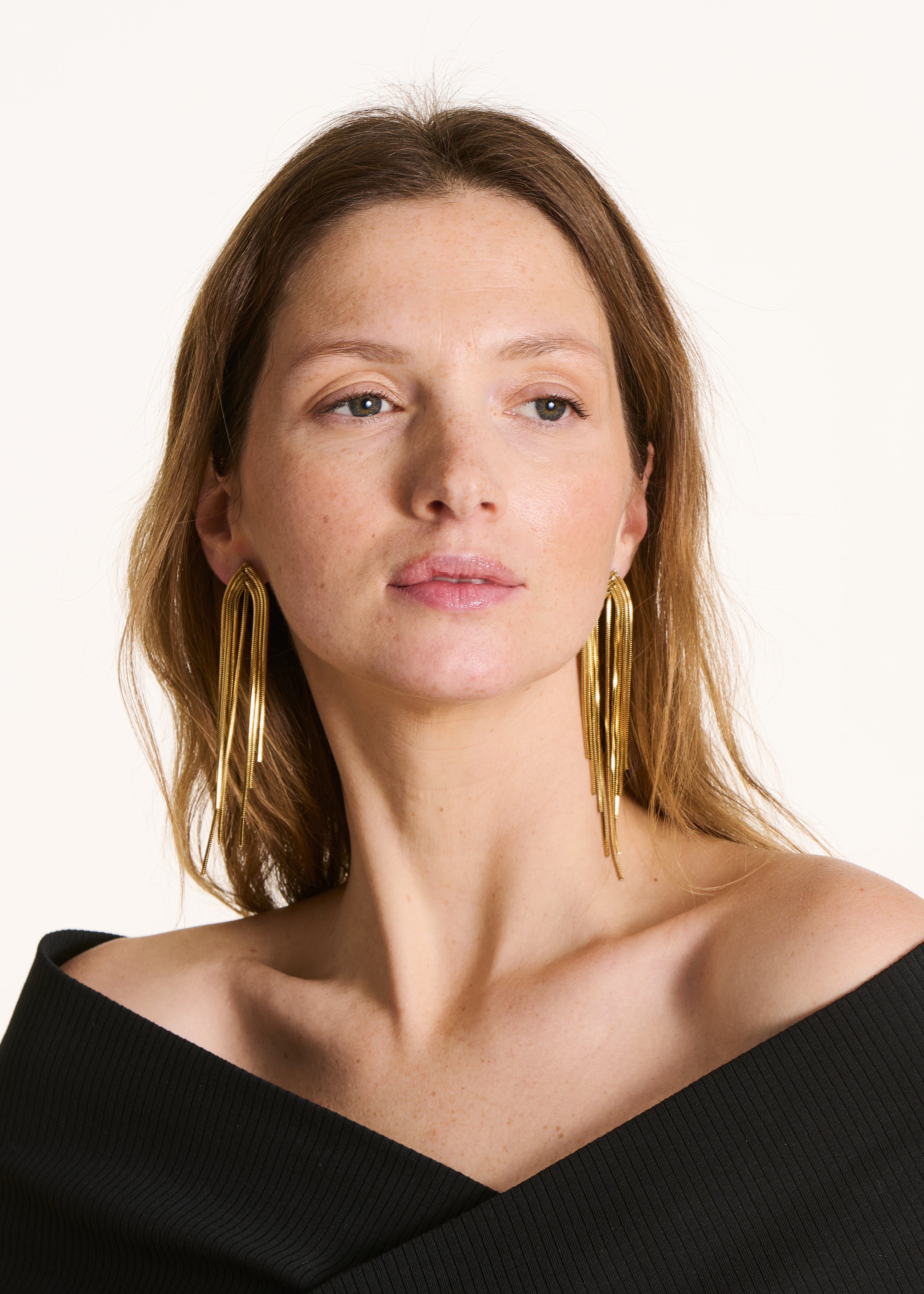 Boucles d'oreilles pendantes chaîne dorées