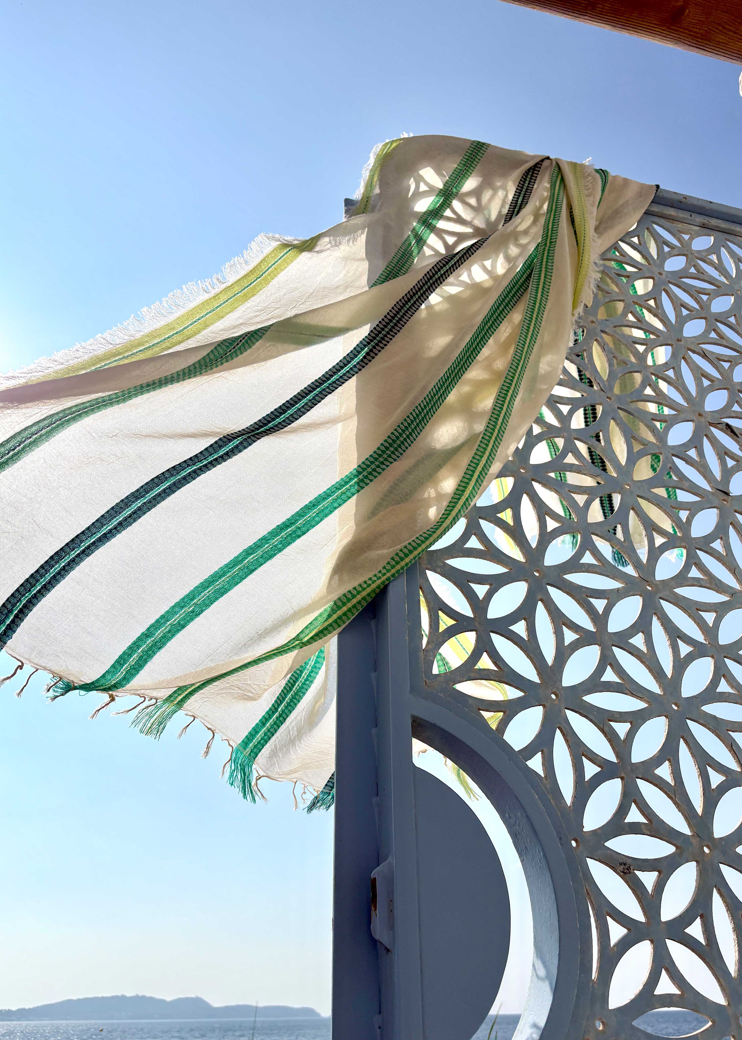 Foulard rayures fantaisie vertes